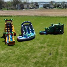 Bounce-Houses-Slides-Water-Slides-and-Obstacle-Courses-in-Middle-River-MD 1